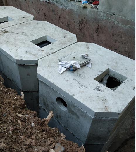 廣安鄰水縣某學校混凝土化糞池